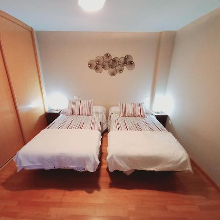 Apartamento Centrico Para 3 Con Wifi Y Garaje Tudela de Duero Exteriör bild