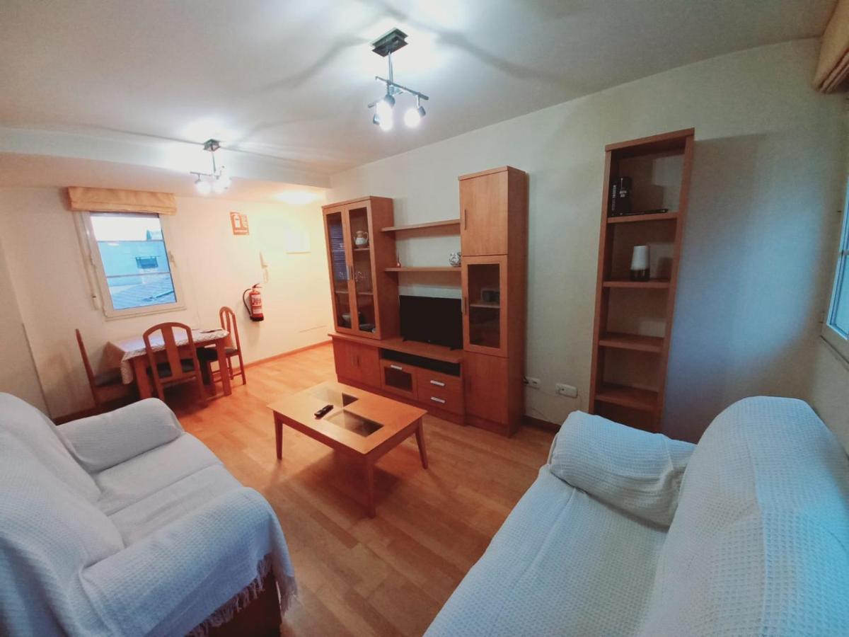 Apartamento Centrico Para 3 Con Wifi Y Garaje Tudela de Duero Exteriör bild
