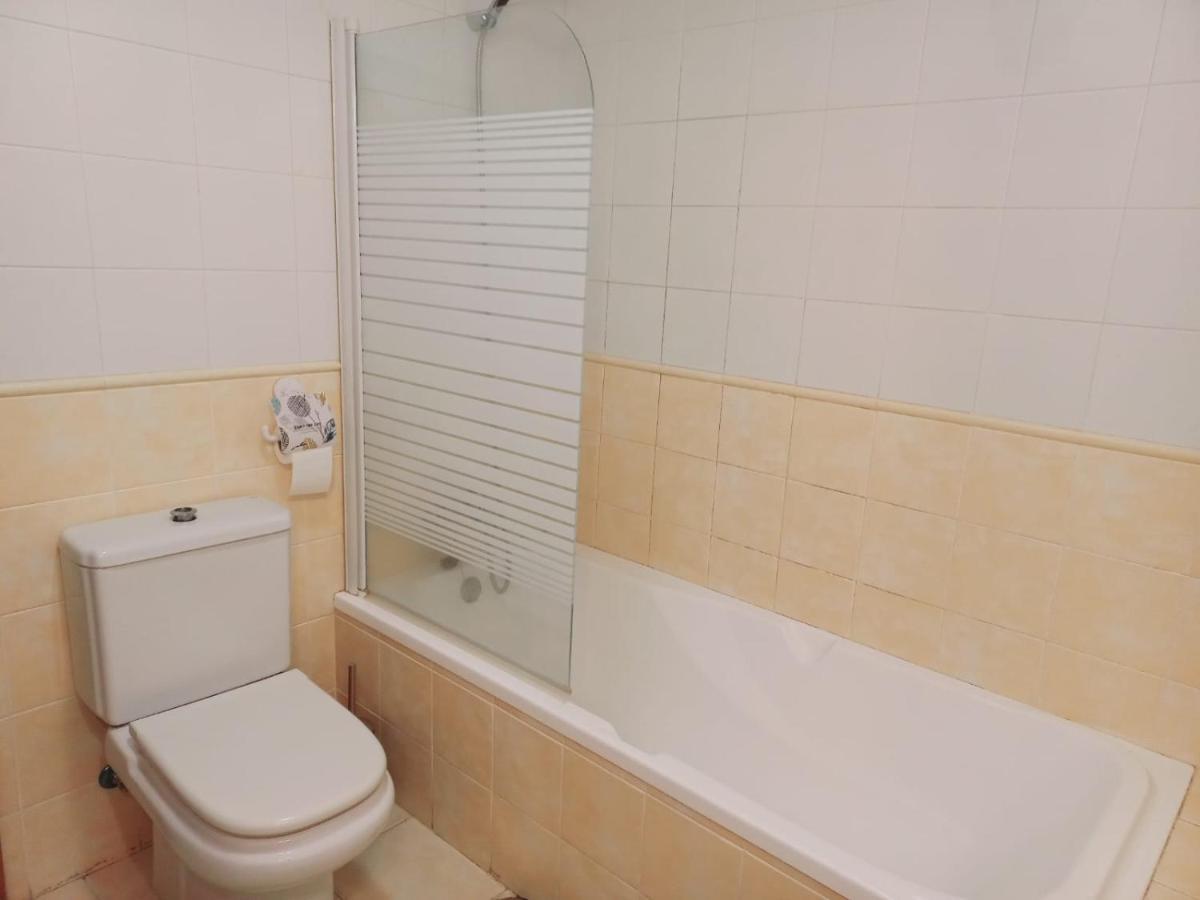 Apartamento Centrico Para 3 Con Wifi Y Garaje Tudela de Duero Exteriör bild