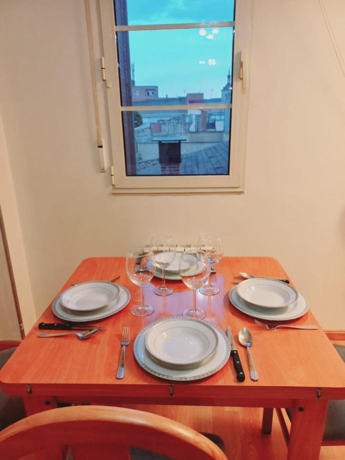 Apartamento Centrico Para 3 Con Wifi Y Garaje Tudela de Duero Exteriör bild